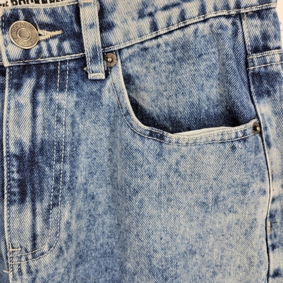 🖤 womens size 6 the rockn rev acid wash cropped high waist mom jeans - Picture 8 of 13